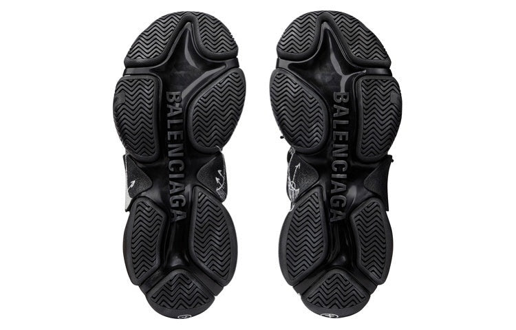 BALENCIAGA TRIPLE S ‘BLACK & WHITE