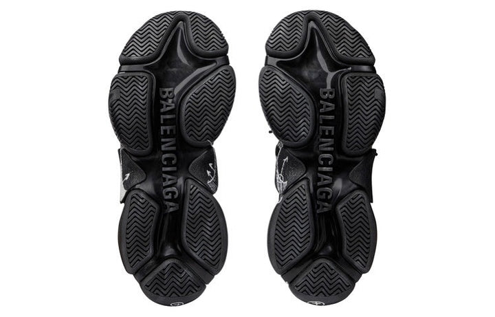 BALENCIAGA TRIPLE S ‘BLACK & WHITE