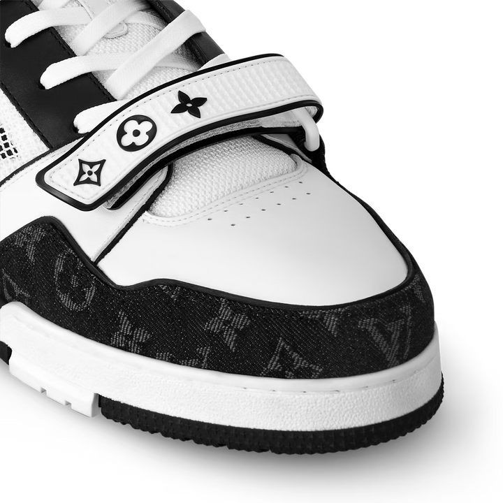LOUIS VUITTON TRAINER SNEAKERS WHITE & BLACK